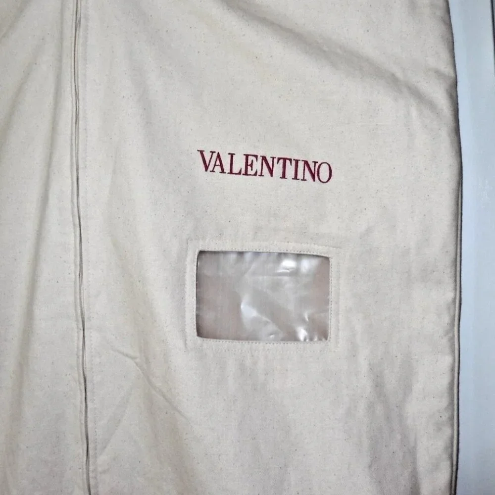 VALENTINO Ivory Fabric Garment Travel Bag Dust Cover Approx. 40
